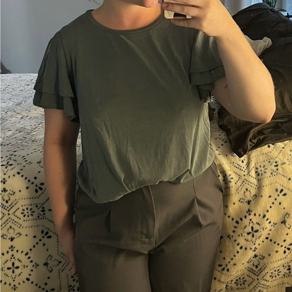 Green Envelope LA Cap Sleeve Blouse